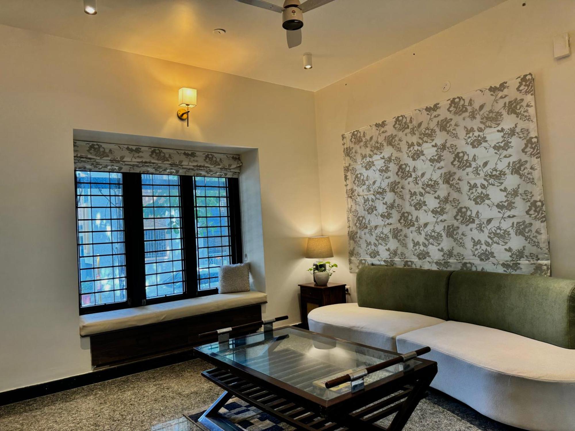 Idam Na Mama Lägenhet Bangalore Exteriör bild