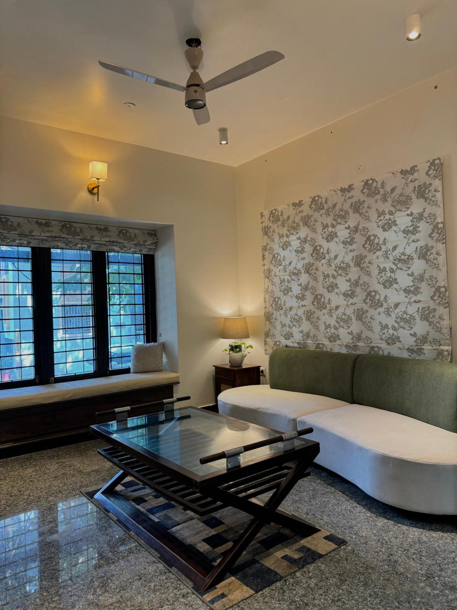 Idam Na Mama Lägenhet Bangalore Exteriör bild