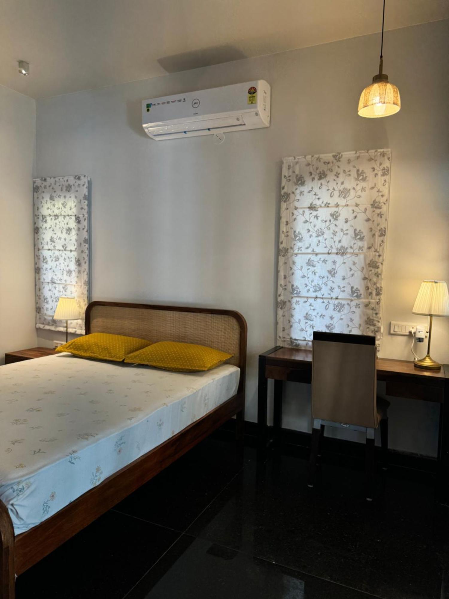 Idam Na Mama Lägenhet Bangalore Exteriör bild