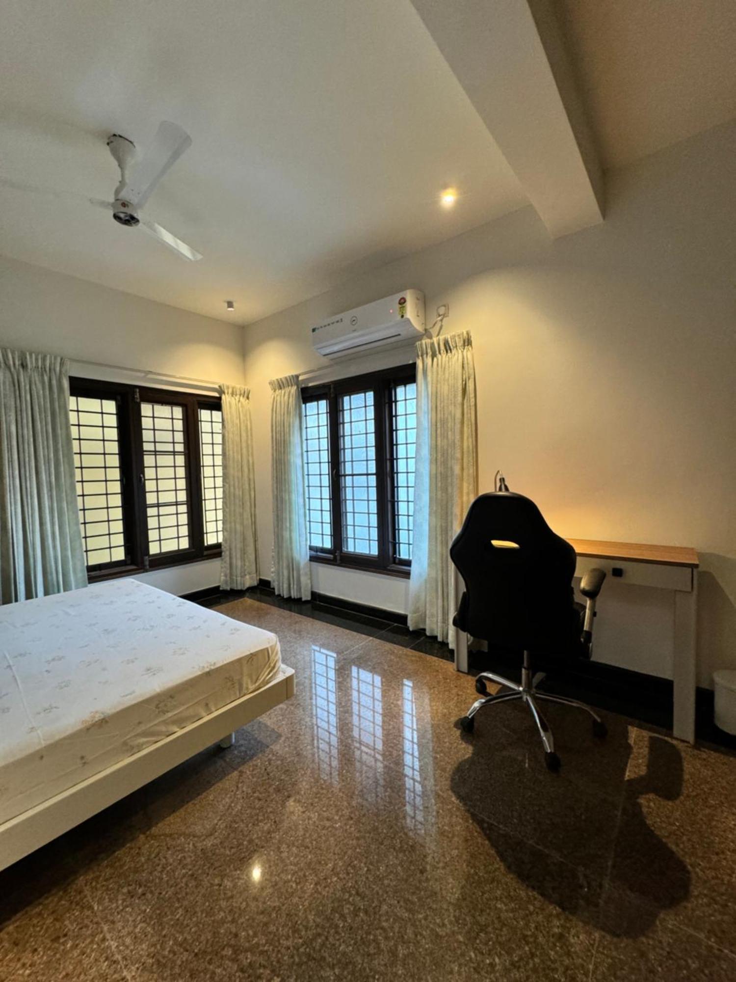 Idam Na Mama Lägenhet Bangalore Exteriör bild